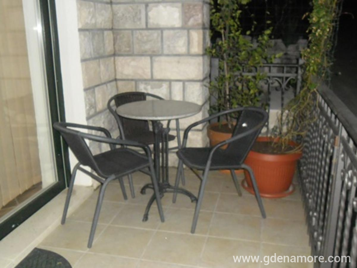 Apartmani 99-Kumbor, privatni smeštaj u mestu Kumbor, Crna Gora